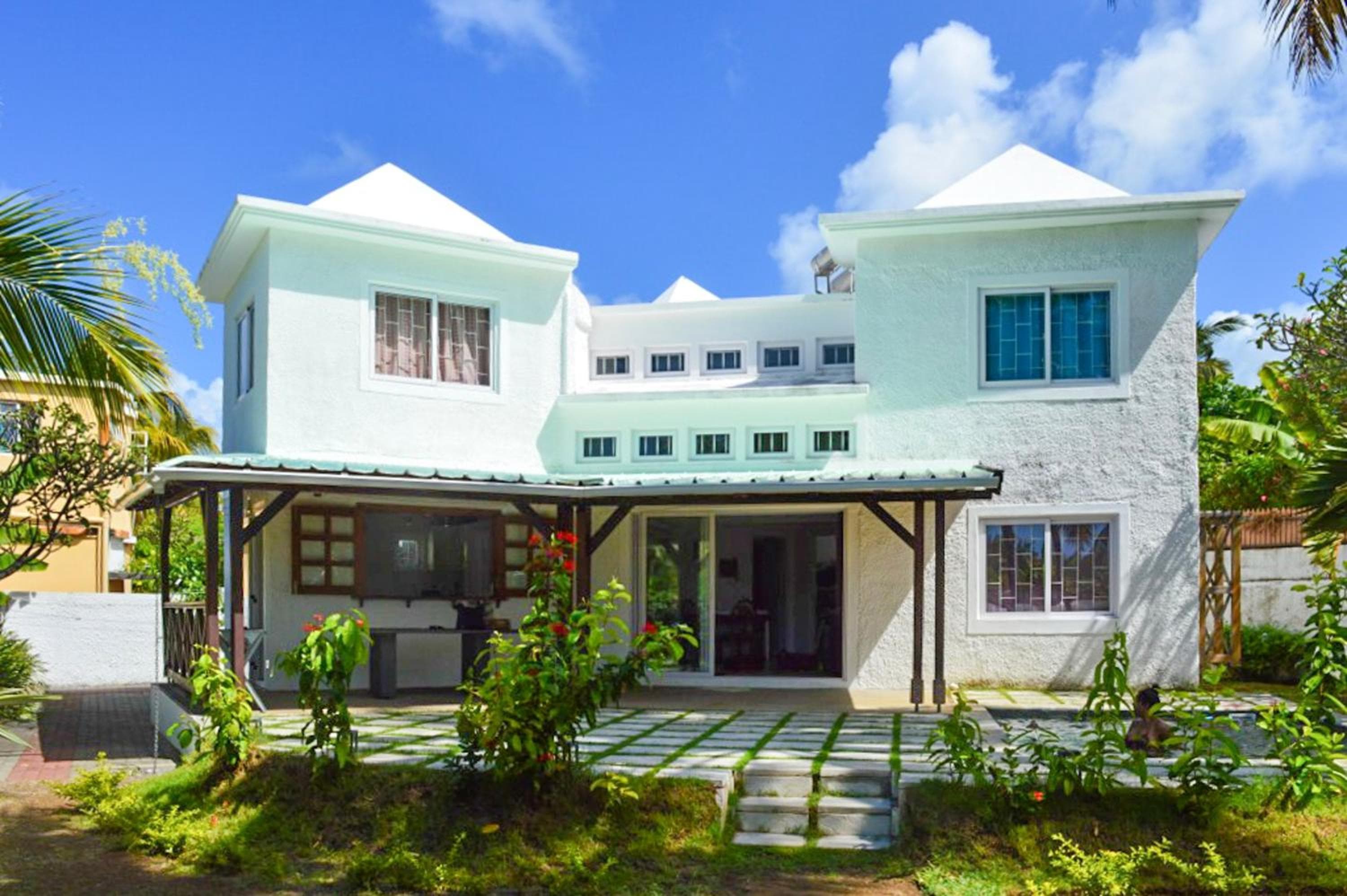 Charming villa near Mahebourg with a private pool