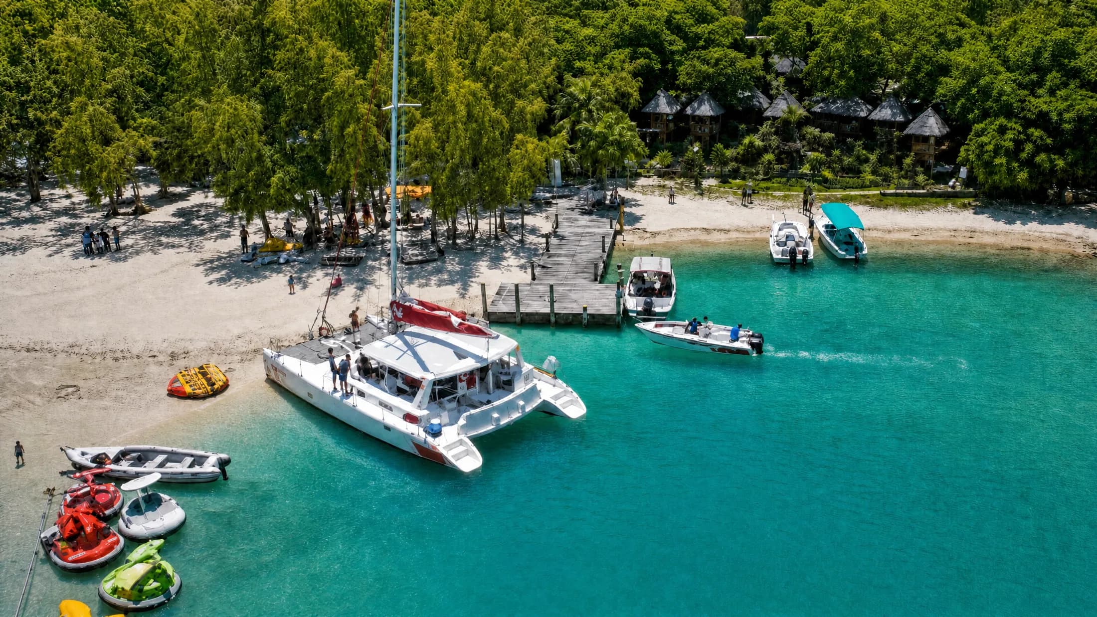 Catamaran to GRSE Waterfall and Ile aux Cerfs