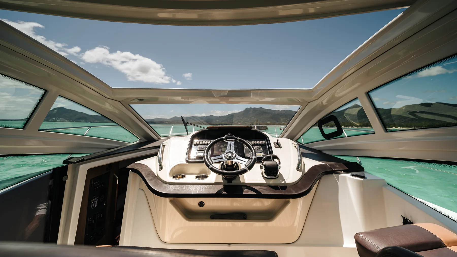Location privée du yacht à moteur Maga Kani, Yacht Mauritius