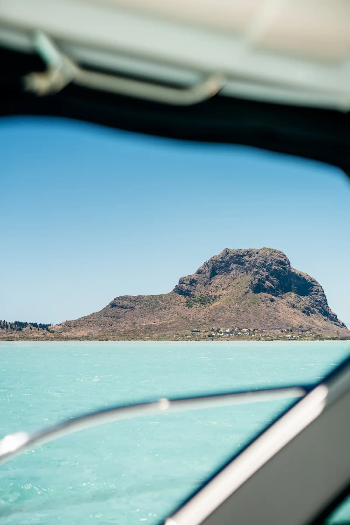 Journée complète en yacht à moteur privé à l’Île aux Bénitiers à bord de Maga Kani photo 9