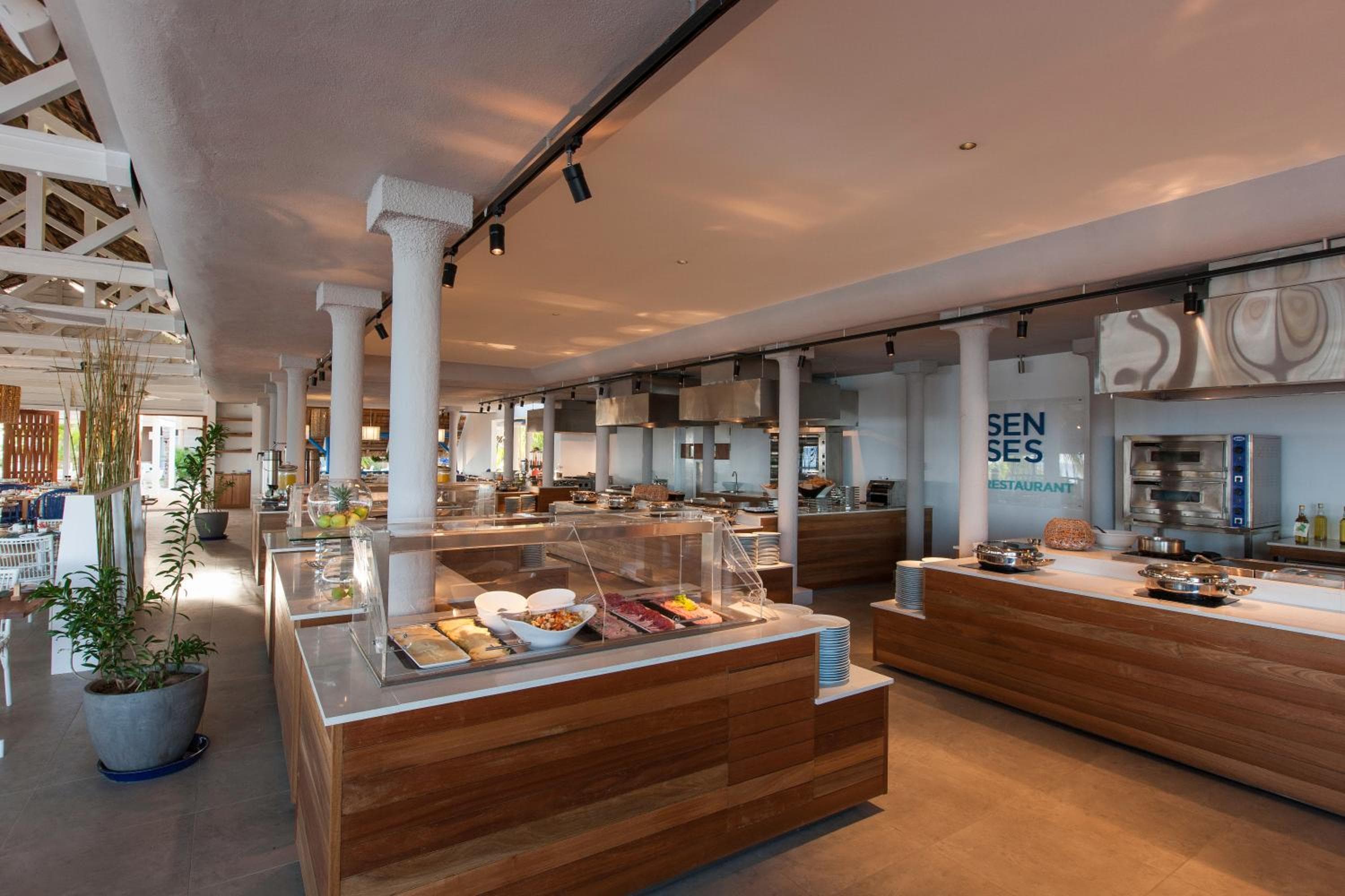 Veranda Pointe Aux Biches Hotel & Spa