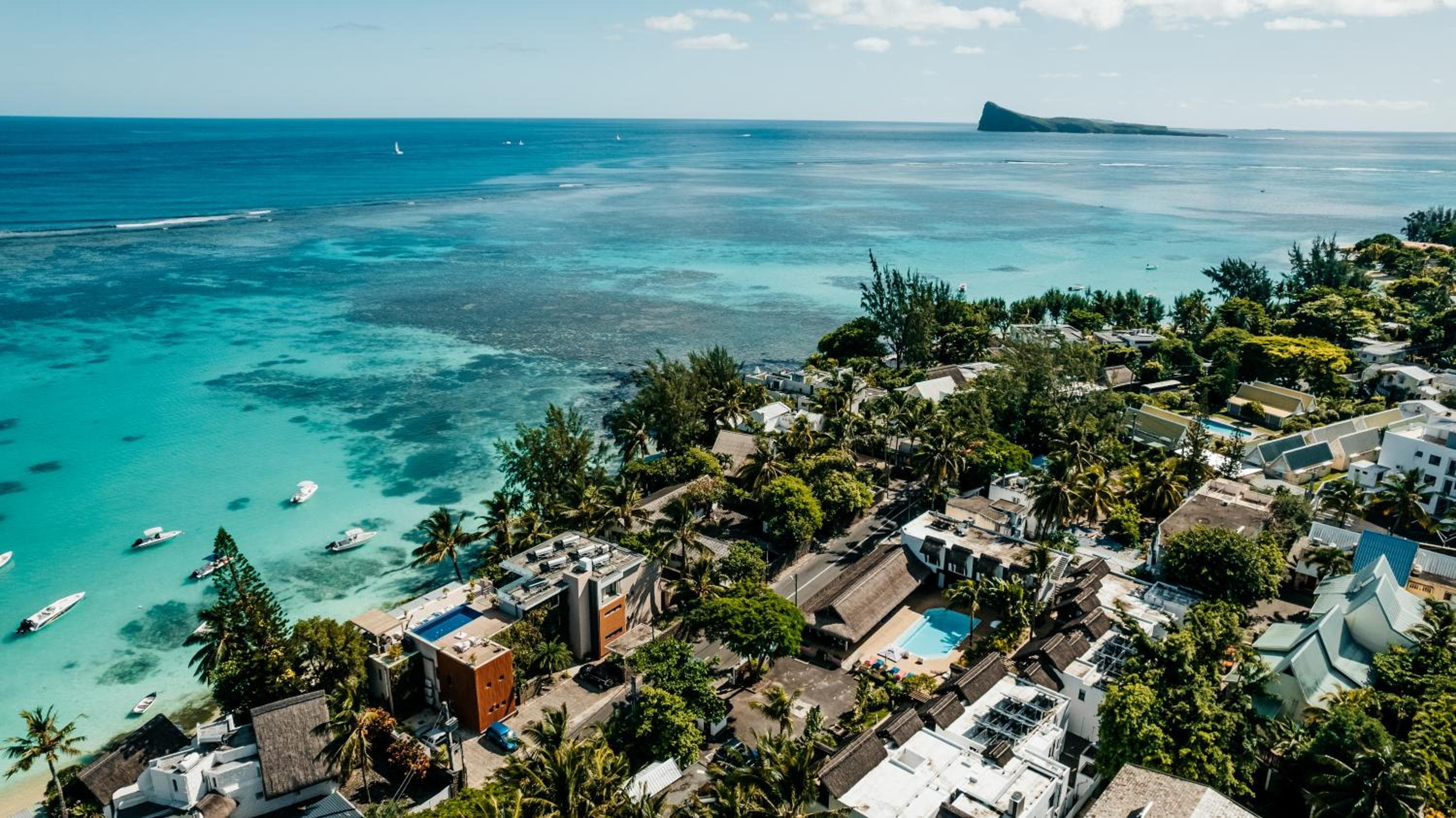 Toparadis Guest House
