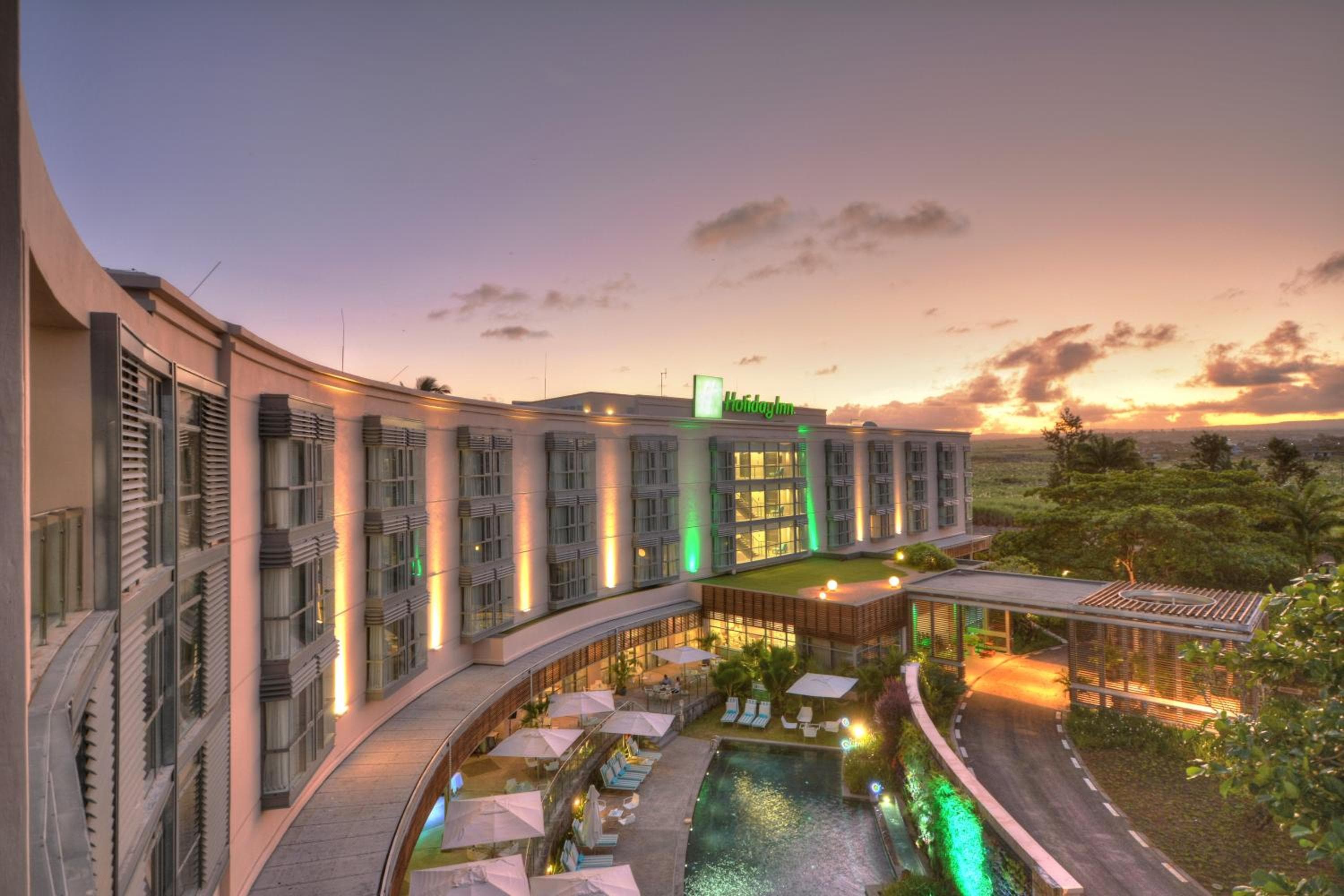 Holiday Inn Mauritius Mon Trésor by IHG