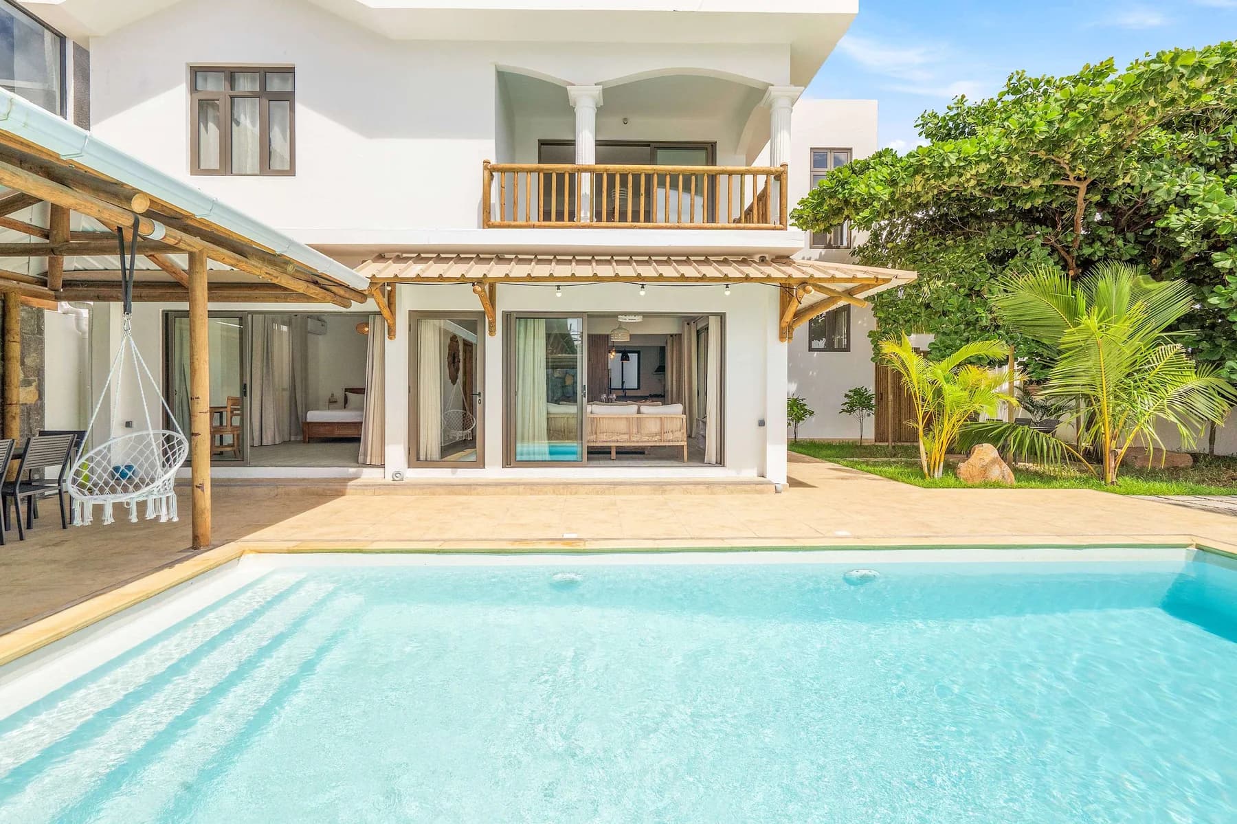 Villa Kaizen – 200 meters from the sea, photo 1 of 36.