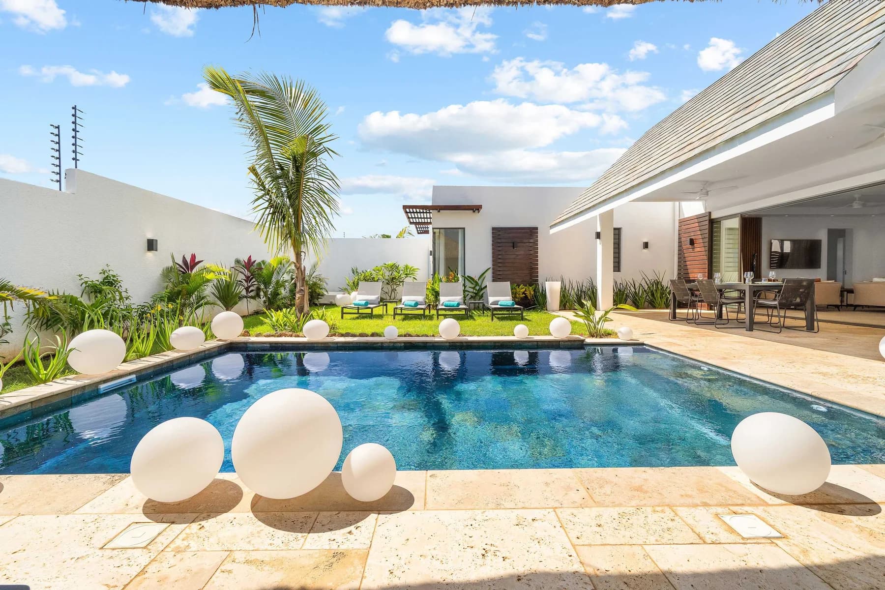 Villa Santi Bay - Exceptional in the heart of Grand-Baie, photo 1 of 37.