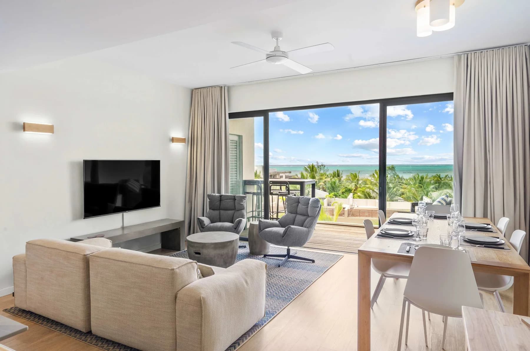 Azuri by Sealodge - Amazing Seaview Apartment, photo 1 of 25.